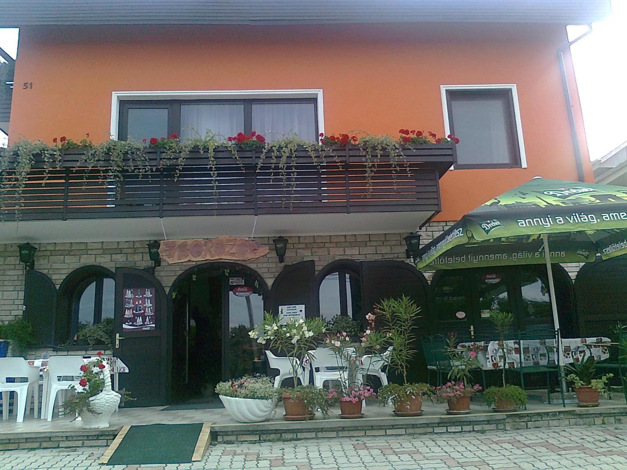 Julia Vendeghaz Hotel Zalakaros Bagian luar foto
